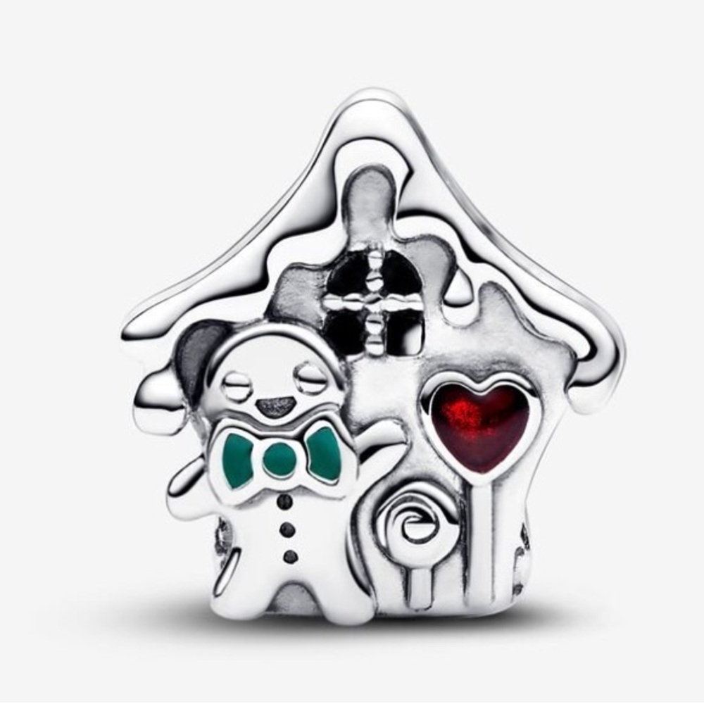 Pandora charm gingerbread house